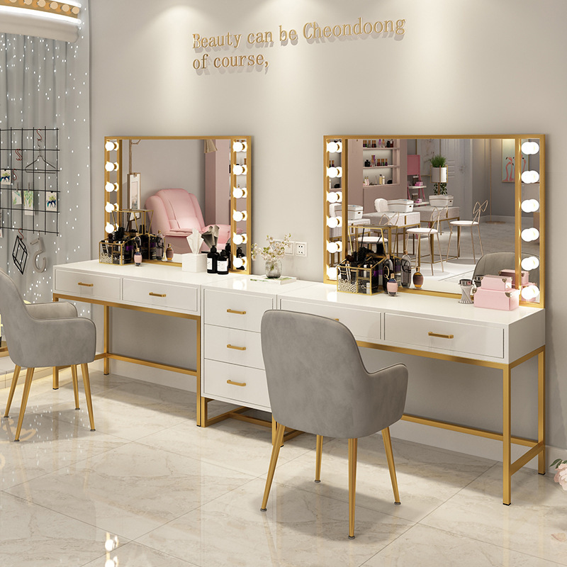 Makeup table Photo studio Make - Beauty And Makeup Studio incelemesi ve fiyatı
