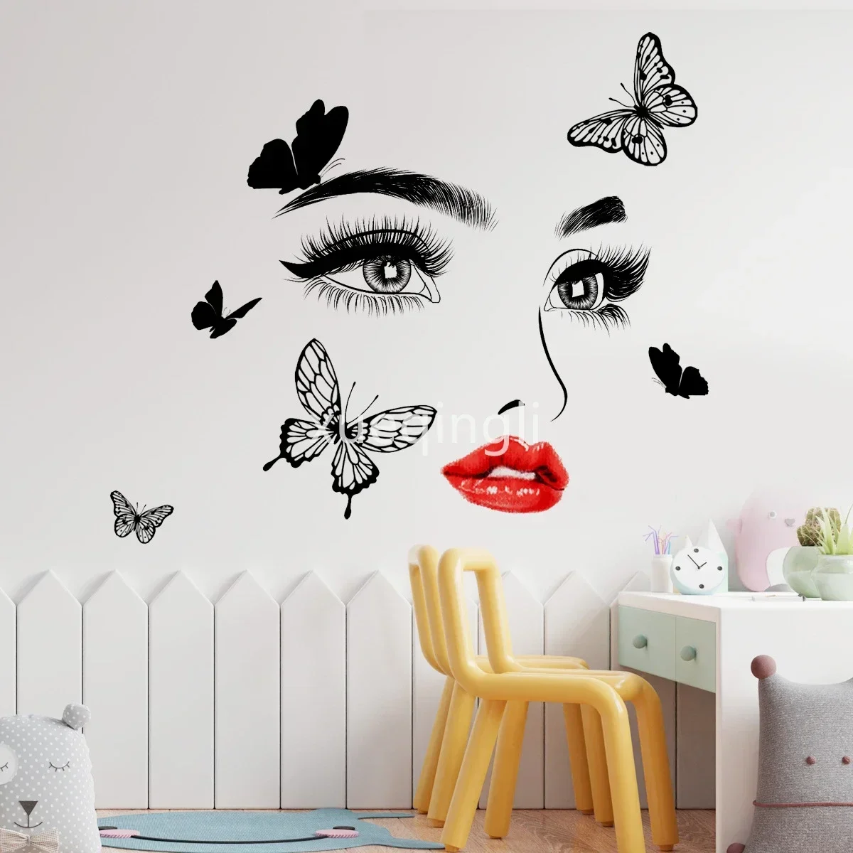 Beauty Female Face Wall Sticke - Beauty And Makeup Studio incelemesi ve fiyatı