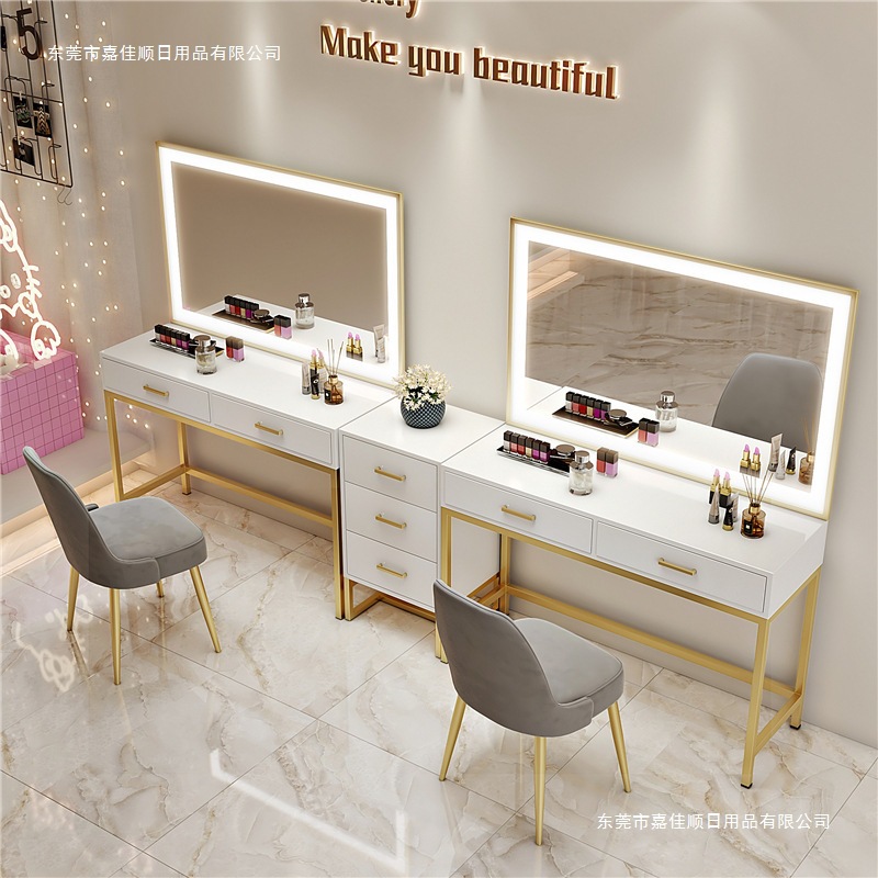 Nail art makeup artist studio  - Beauty And Makeup Studio incelemesi ve fiyatı