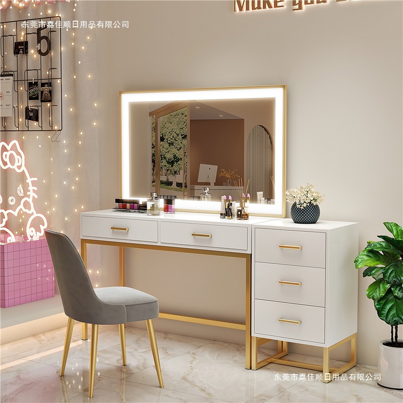 Nail art makeup artist studio  - Beauty And Makeup Studio incelemesi ve fiyatı